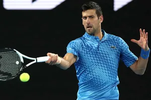 Novak Djokovic thắng dễ khi quay trở lại