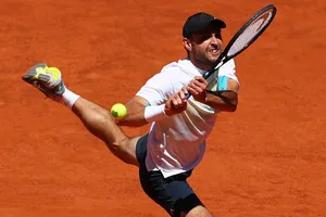 Karatsev lọt vào BK