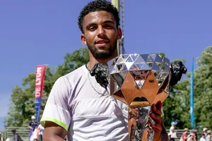 Fils giành danh hiệu đầu tay ở Lyon, nhưng anh chưa đủ trở thành Niềm hy vọng của nước Pháp tại Roland Garros 2023