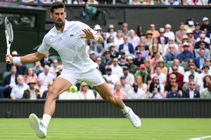Djokovic mở màn thắng lợi