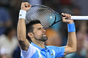 Djokovic lọt vào bán kết