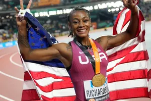 Sha'Carri Richardson rạng rỡ với chiến thắng ở cự ly 100m nữ