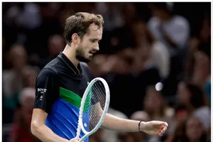 Medvedev trở thành cựu vô địch