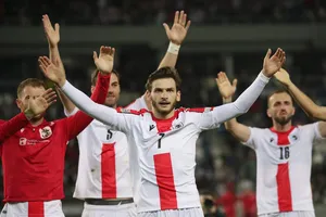 Kvaratskhelia trong màu áo tuyển Georgia