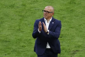 HLV Calzona của tuyển Slovakia