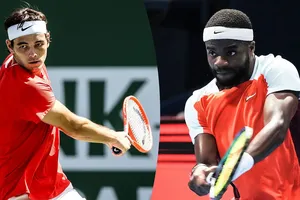 Tiafoe (phải) vs Fritz ở bán kết đơn nam "toàn Mỹ"