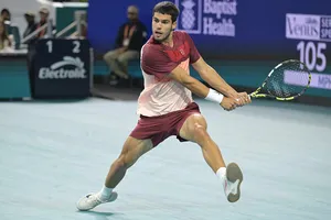 Alcaraz lại chơi không thành công trên đất Mỹ