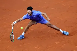 Alcaraz kiệt sức