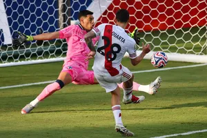 Thủ môn Andrada chơi quá xuất sắc