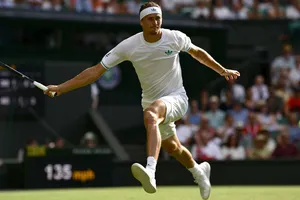 Zverev thua ngay vòng 1