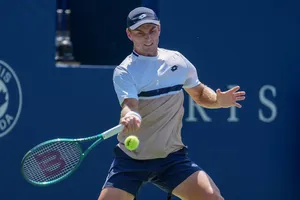 Schoolkate gây bất ngờ ở Toronto