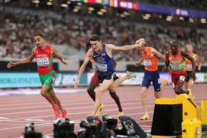 Nader vượt qua Wightman trong gang tấc ở đích đến