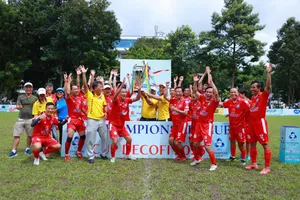 Over 40 XD2000 vô địch nhánh Trên 40 tuổi