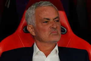 Mourinho chuẩn bị đối mặt đội bóng cũ