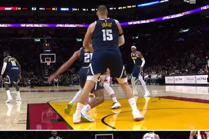 Jokic bị chấn thương nghiêm trọng