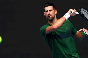 Djokovic tích cực tập luyện ở Melbourne Park 
