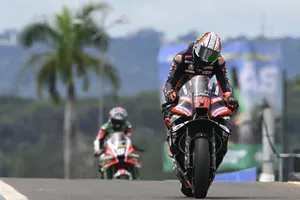 Bezzecchi cán đích đến đầu tiên ở Brazil