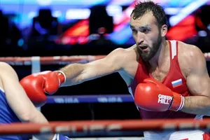 Gadzhimagomedov thượng đài ở Giải vô địch châu Âu (Ảnh: Ria Novosti)