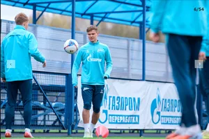 Các cầu thủ Zenit trong buổi tập mới nhất (Ảnh: Trang chủ của Zenit)