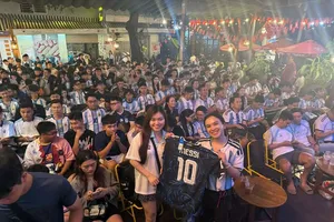 Cộng đồng fan Leo Messi tại Việt Nam trong buổi off tối 7-7
