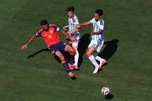 Rodri được liên hệ nhiều lần với Real Madrid