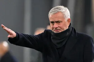 Mourinho khi còn dẫn dắt Benfica ở Champions League đầu năm nay (Ảnh: THX)