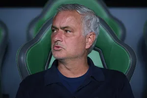 Mourinho trong trận đấu với Elche (Ảnh: THX)