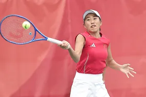 Zhang Shuai thắng dễ sau 2 ván (Ảnh: THX)