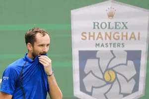Medvedev giành vé vào vòng 3 Shanghai Masters (Ảnh: THX)