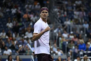 Zverev như cánh diều no gió hướng từ phía Đông (Ảnh: THX)