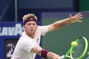 Davidovich Fokina lọt vào chung kết Shanghai Masters (Ảnh: THX)