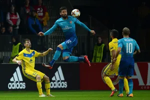 Olivier Giroud (giữa, Arsenal) trong trận gặp BATE Borisov. Ảnh: Getty Images. 