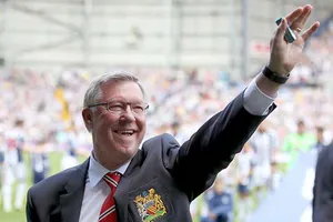 Giới bóng đá cầu mong Sir Alex khỏe lại.