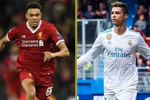Trent Alexander-Arnold (Liverpool) và Cristiano Ronaldo (Real Madrid)