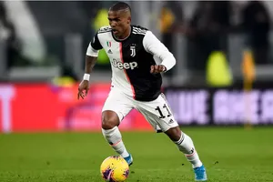Douglas Costa trở lại Bayern Munich?