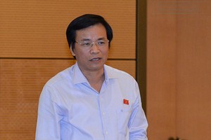 國會秘書長阮幸福在會上發表其觀點。（圖片來源：互聯網）