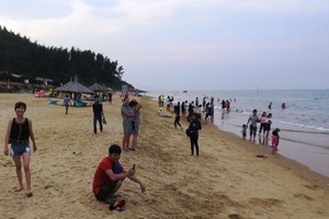 河靜省錦川縣天琴海灘。（圖源：潘君）