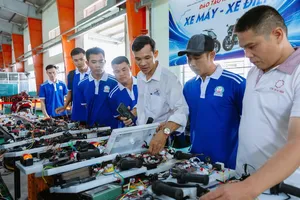 Chương trình hướng tới đào tạo thợ bảo dưỡng, sửa chữa xe điện, phục vụ nhu cầu chuyển sang sử dụng phương tiện giao thông xanh