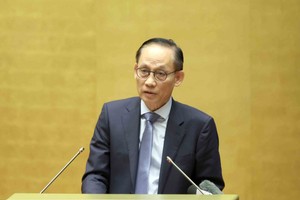 党中央书记处书记、越南外交部代部长黎怀忠。