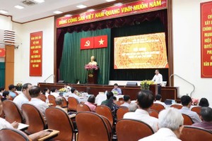 10月2日的选民接触会议现场。