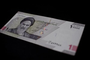 伊朗将在五年内完成货币改革 删除面值末四个零
