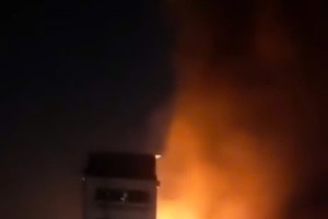  火警在清晨时份发生。