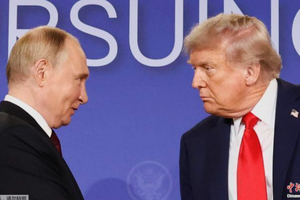 普京和特朗普。