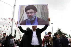  伊朗民众表达对伊朗新任最高领袖穆杰塔巴·哈梅内伊的支持。