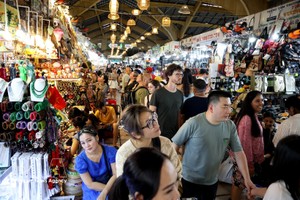 胡志明市努力实现2026年接待国际游客1100万人次的目标。