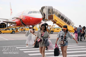 海防市吉碑国际机场。