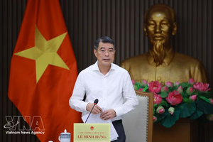 越南政府总理黎明兴在会上发言。