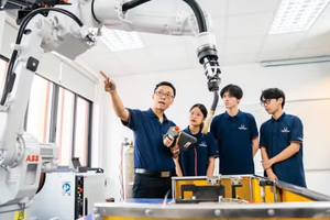 越南一所高等院校首次荣获2026年THE亚洲大奖“年度卓越领导与管理团队”奖