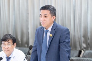 大水镬医院新任院长范清越二级专科医生。