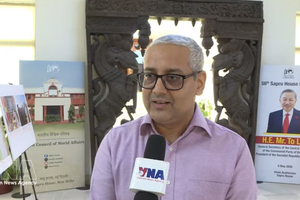 德里大学的拉吉夫·兰詹博士。